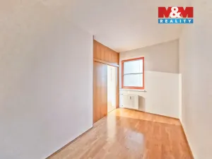 Pronájem bytu 2+kk, Dvůr Králové nad Labem, Štefánikova, 49 m2