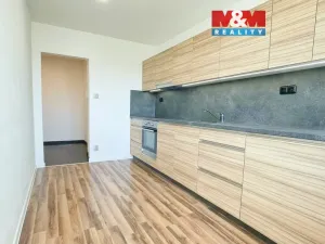 Pronájem bytu 1+1, Ostrava - Poruba, Čs. exilu, 38 m2