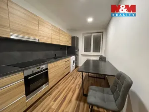 Pronájem bytu 1+1, Ostrava - Poruba, Čs. exilu, 38 m2