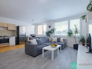 Prodej bytu 3+1, Dubí, Koněvova, 69 m2