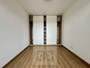 Pronájem bytu 2+kk, Znojmo, Tovární, 50 m2