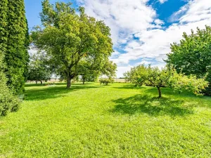 Prodej vícegeneračního domu, Jenštejn, 200 m2