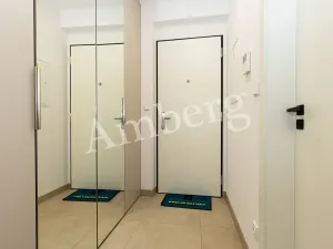 Pronájem bytu 1+kk, Praha - Karlín, Křižíkova, 32 m2