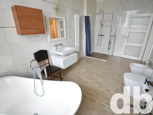 Prodej bytu 2+kk, Karlovy Vary, Svahová, 116 m2