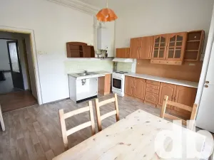 Prodej bytu 3+1, Kraslice, nám. T. G. Masaryka, 95 m2