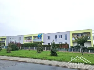 Pronájem bytu 3+kk, Pečky, V Kaštánkách, 92 m2