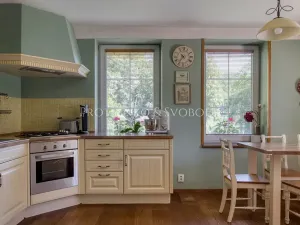 Prodej rodinného domu, Ledečko, 257 m2