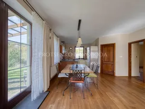 Prodej rodinného domu, Mořina, 239 m2