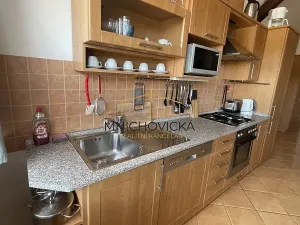 Pronájem bytu 3+kk, Žebrák, Náměstí, 87 m2