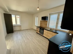 Pronájem bytu 4+kk, Opava, Kolofíkovo nábřeží, 85 m2