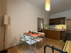 Pronájem bytu 2+kk, Praha - Holešovice, Komunardů, 50 m2