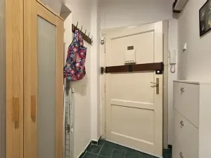 Pronájem bytu 2+kk, Praha - Holešovice, Komunardů, 50 m2