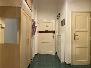 Pronájem bytu 2+kk, Praha - Holešovice, Komunardů, 50 m2