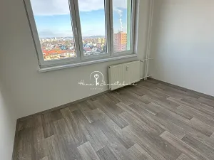 Pronájem bytu 3+1, České Budějovice, Sokolská, 63 m2