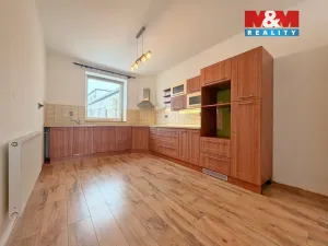 Prodej bytu 4+1, Mladá Vožice, Milady Jungmanové, 140 m2