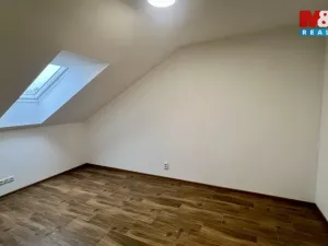 Pronájem rodinného domu, Měník, 150 m2