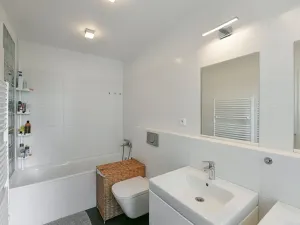 Pronájem rodinného domu, Praha - Střížkov, Chrastavská, 126 m2