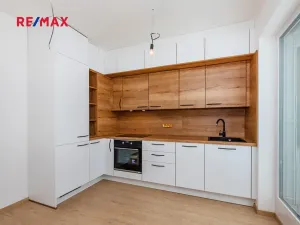 Pronájem bytu 2+kk, Hostivice, Cihlářská, 46 m2