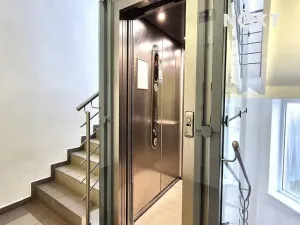 Pronájem kanceláře, Brno, Bezručova, 250 m2