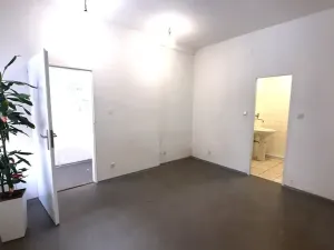 Pronájem kanceláře, Tišnov, Na Loukách, 93 m2