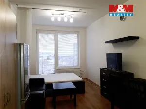 Pronájem bytu 1+kk, Praha - Vysočany, Pod Harfou, 26 m2