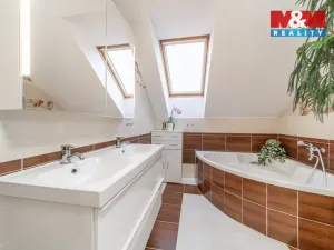 Prodej rodinného domu, Zlatá, 148 m2