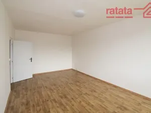 Pronájem bytu 2+1, Chomutov, Holešická, 62 m2