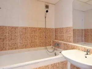 Pronájem bytu 2+1, Chomutov, Holešická, 62 m2