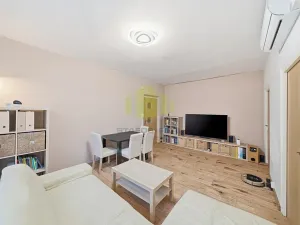 Prodej bytu 3+1, Olomouc, Kmochova, 60 m2