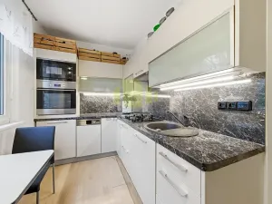 Prodej bytu 3+1, Olomouc, Kmochova, 60 m2