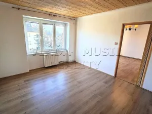 Prodej bytu 2+1, Beroun - Beroun-Město, Třída Míru, 55 m2