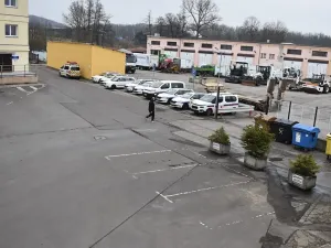 Pronájem kanceláře, Chlumec, U Dálnice, 42 m2