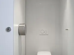 Pronájem kanceláře, Praha - Dolní Měcholupy, Ke Kablu, 39 m2