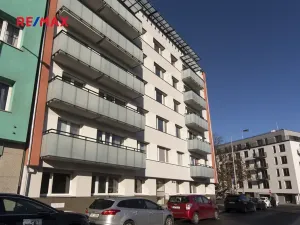 Prodej bytu 3+1, Praha - Nusle, K podjezdu, 60 m2