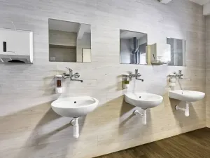 Pronájem skladu, Chodov, U Porcelánky, 11000 m2