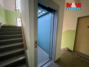 Pronájem bytu 1+1, Hradec Králové, Pospíšilova, 37 m2