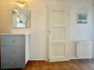 Pronájem bytu 2+kk, Praha - Žižkov, Radhošťská, 81 m2