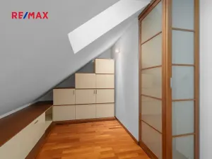 Prodej bytu 3+kk, Praha - Holešovice, Dobrovského, 107 m2