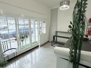 Pronájem obchodního prostoru, Praha - Střešovice, Na Malovance, 18 m2