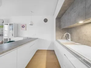 Prodej bytu 2+kk, Praha - Modřany, Vrátnická, 51 m2