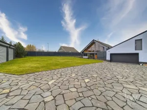 Prodej rodinného domu, Loučná pod Klínovcem, 486 m2