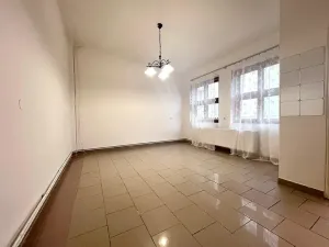 Pronájem bytu 1+1, Praha - Modřany, U pily, 44 m2