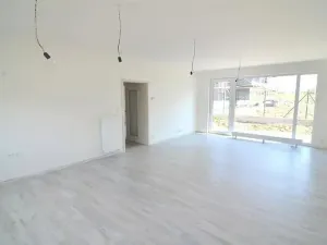 Pronájem bytu 5+kk, Vestec, Erbenova, 140 m2