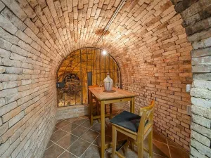 Prodej ostatní, Schrattenberg, Rakousko