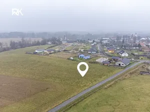 Prodej pozemku pro bydlení, Uhersko, 944 m2