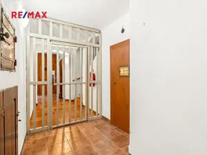 Prodej bytu 4+1, Praha - Malá Strana, Valdštejnská, 117 m2