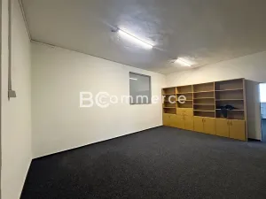 Pronájem skladu, Brno, 1672 m2