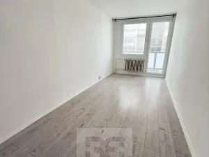 Pronájem bytu 2+1, Praha - Vršovice, Uzbecká, 56 m2