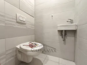 Prodej bytu 3+1, Chomutov, Šafaříkova, 72 m2