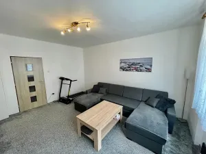 Prodej bytu 2+1, Lovosice, Husova, 60 m2